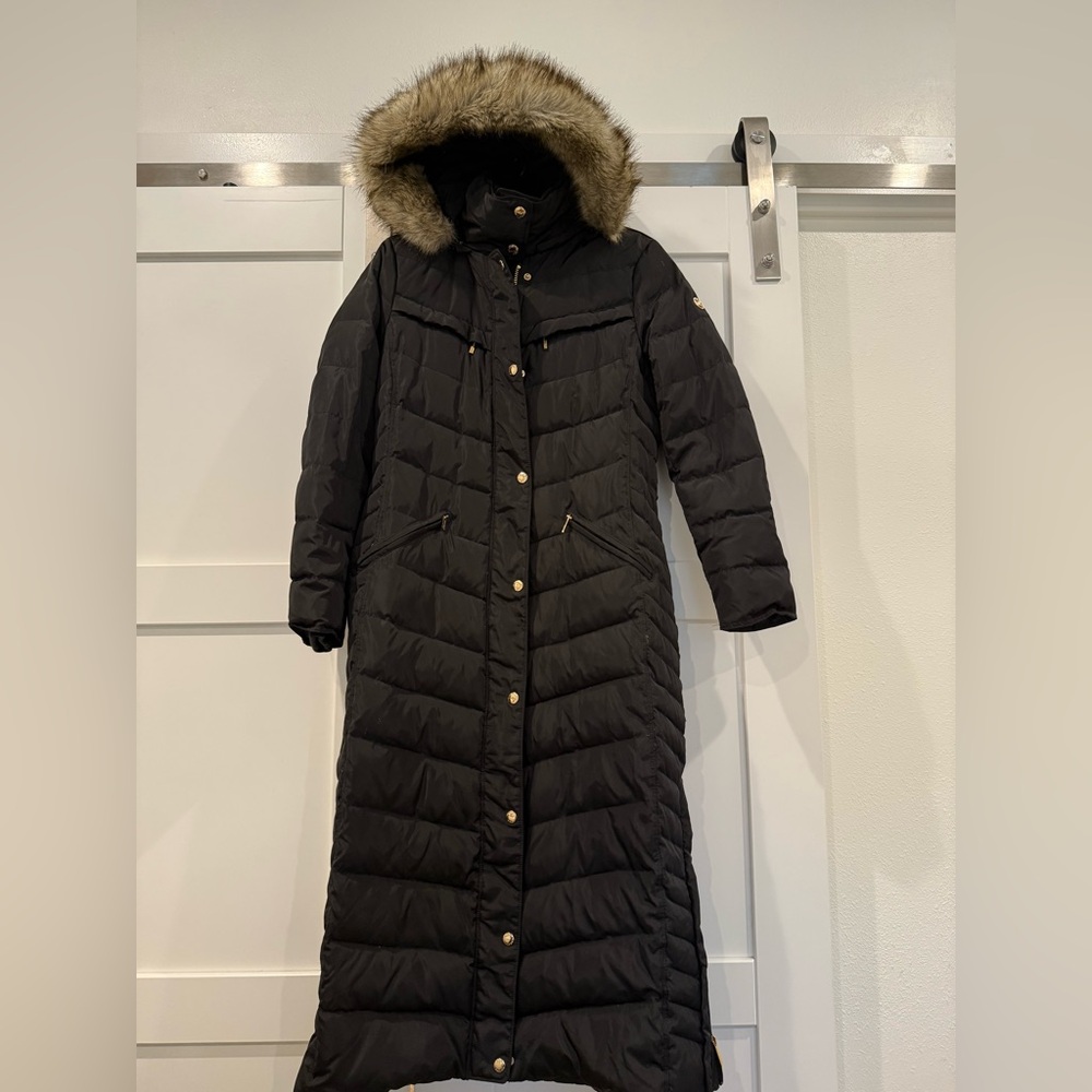 MICHAEL Michael Kors Black Long Puffer Coat with Fur Trim